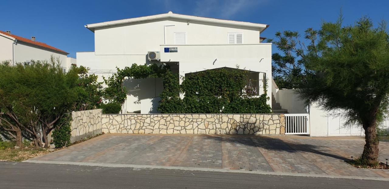 Oaza Διαμέρισμα Ražanac Εξωτερικό φωτογραφία